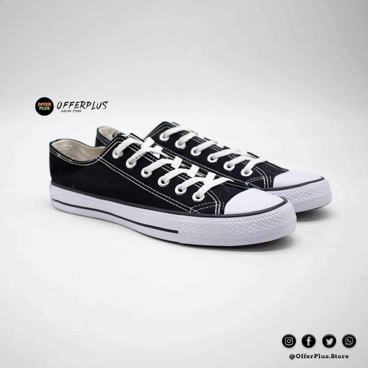 Convers cut Black&White
