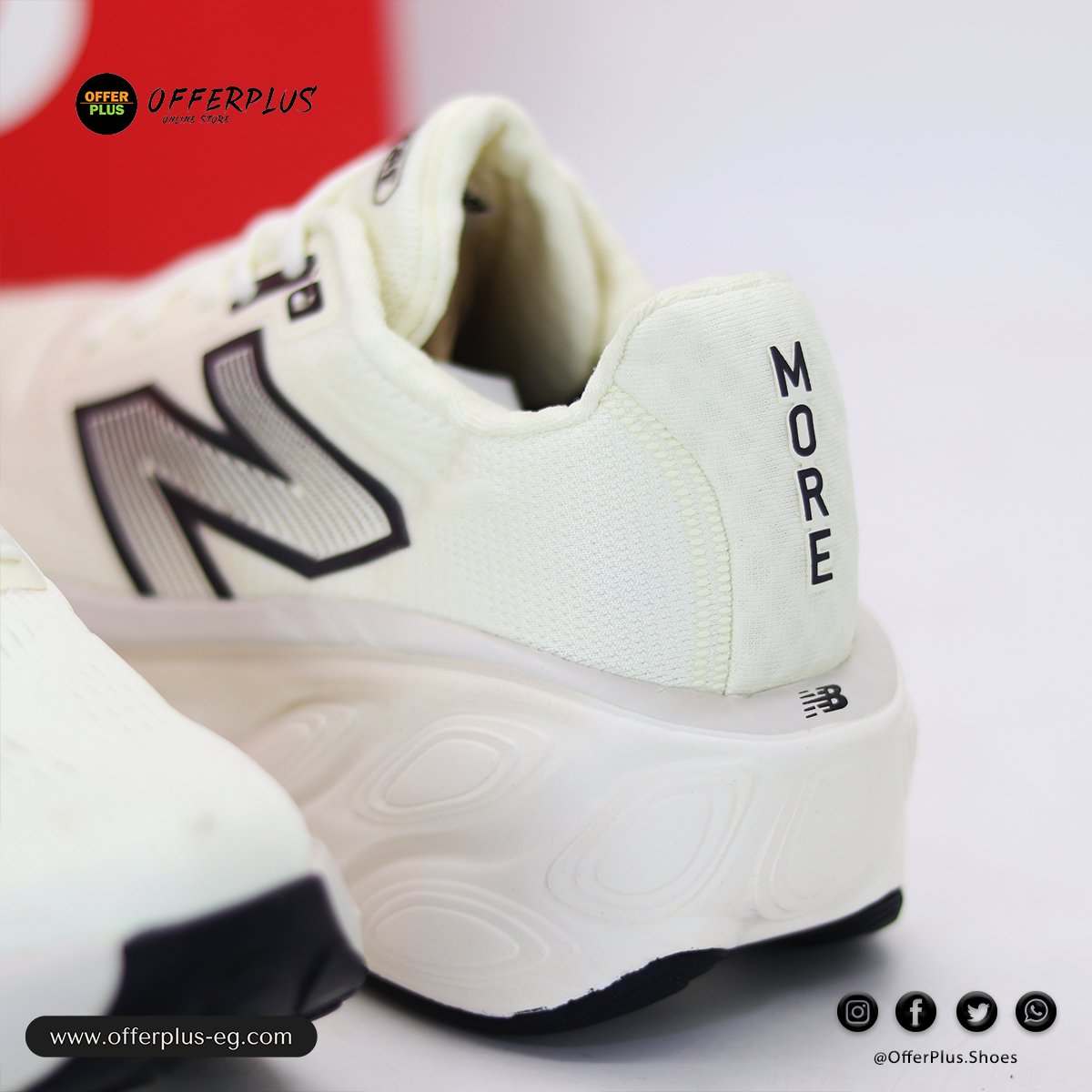 New Balance Fresh Foam X More v5 Sneakers 2025- Offwhite - الصورة 2